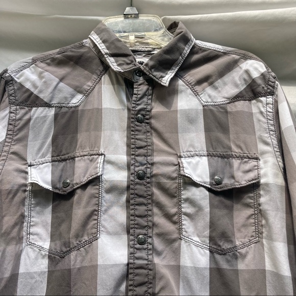 Express Button Down Black Gray and White Shirt, Size Medium. - Picture 3 of 12